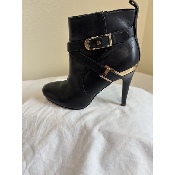 Marc Fisher Black Leather & Gold Aprille Ankle Booties Sz 5.5 Night Out Clubbing - Picture 8 of 16